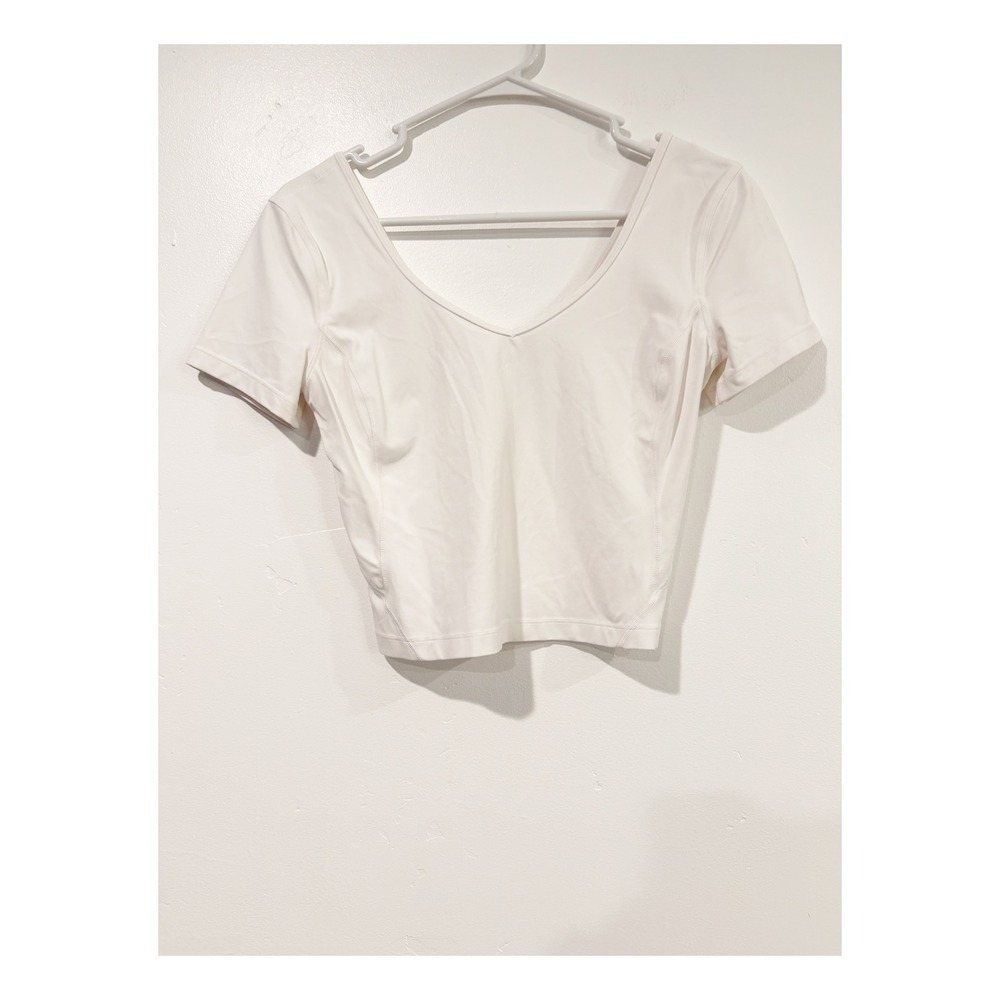 Lululemon Align T-Shirt White Short Sleeve V-Neck Built-in Bra Crop Top‎